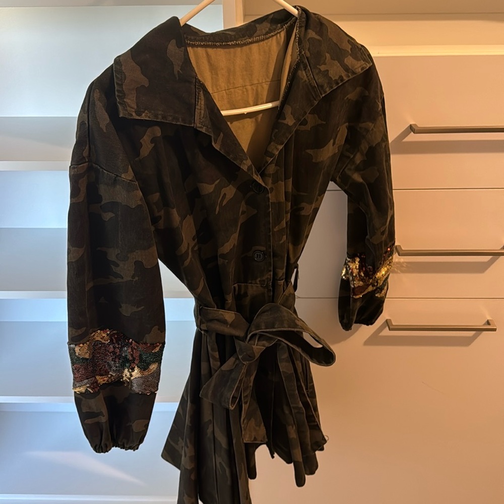 Camouflage dress. Or wear as a top with leggings.